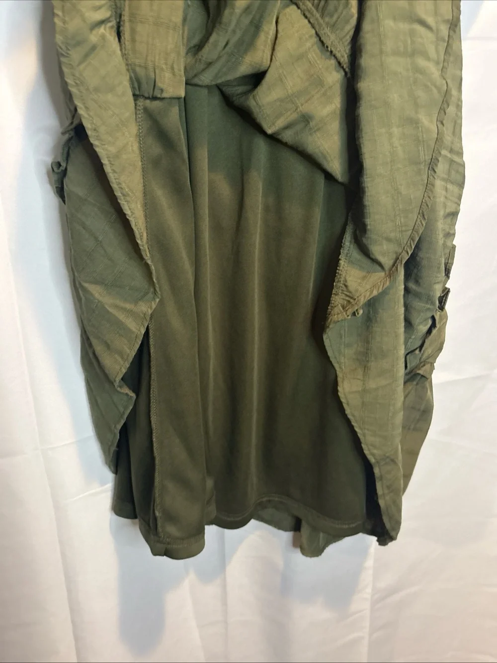 entro Olive Ruffle-Tiered Mini Dress with Flutter Sleeves - Picture 5 of 8